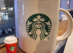 星巴克风波：顾客喝竞品被要求换杯套引发热议